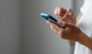 Cara Atasi Memori Handphone Android Penuh/iStock