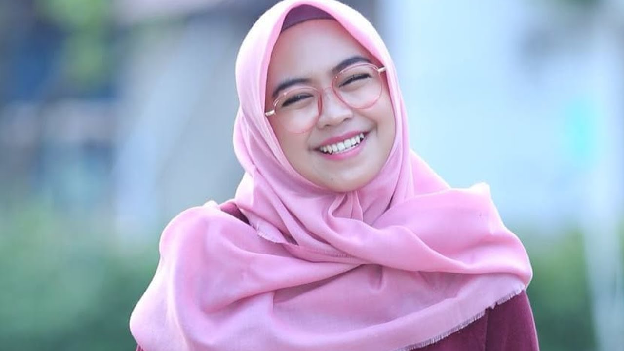 Netizen Kritik Ria Ricis yang Bawa Bayi Saat Naik Jetski/youtube