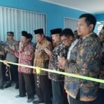 Foto: Bupati Rembang Abdul Hafidz saat meresmikan Pasar Kragan/mitrapost.com/Sri Lestari Foto: Bupati Rembang Abdul Hafidz saat meresmikan Pasar Kragan/mitrapost.com/Sri Lestari