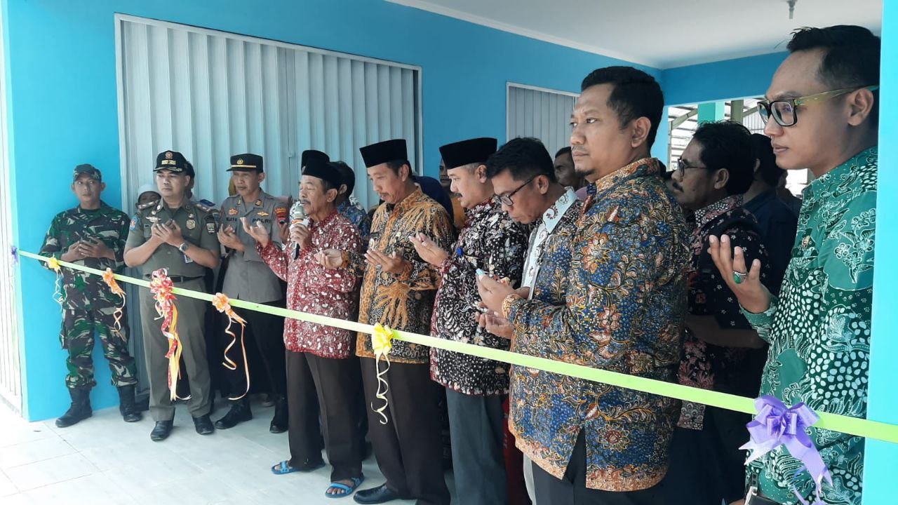 Foto: Bupati Rembang Abdul Hafidz saat meresmikan Pasar Kragan/mitrapost.com/Sri Lestari