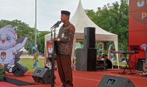 Foto: Bupati Rembang Abdul Hafidz saat sambutan di Alun-alun Rembang/mitrapost.com/Sri Lestari