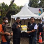 Masyarakat Bandung Sambut Antusias Operasi Pasar Beras Medium