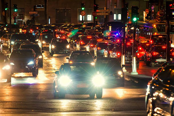 Alasan Lampu Utama Mobil Berwarna Kuning