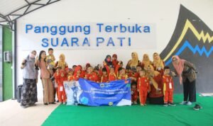 Diskominfo Sahabat Anak, Terima Kunjungan PAUD Rumah Syafiah Kayen di Radio Suara Pati Diskominfo Sahabat Anak, Terima Kunjungan PAUD Rumah Syafiah Kayen di Radio Suara Pati