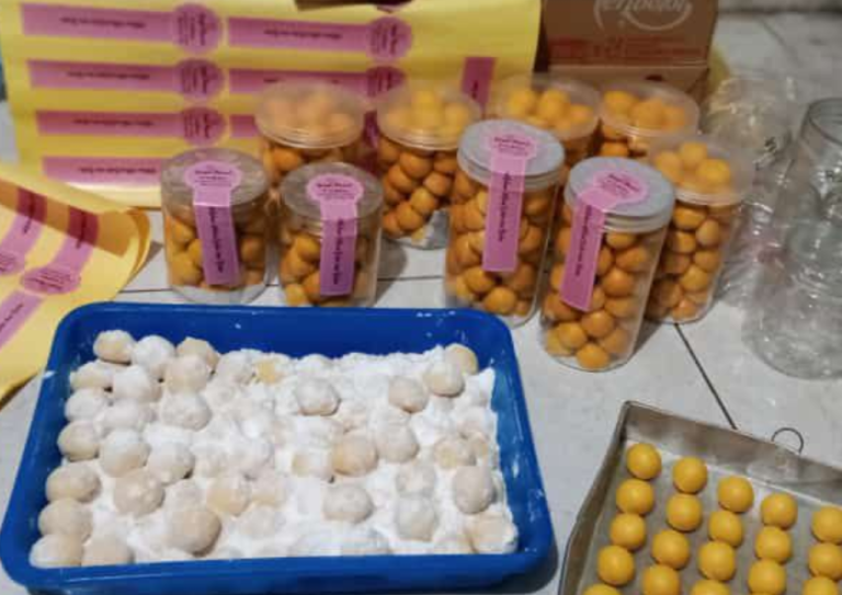 Jelang Lebaran, Pesanan Kue Nastar di Pati Melonjak Drastis - Mitrapost.com