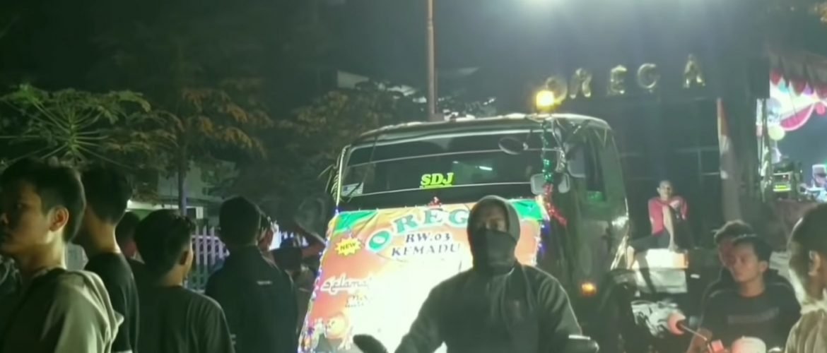 takbir keliling rembang