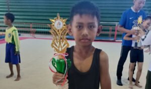 Foto : Naufal Afkar Juara 1 Putra O2SN Cabor Senam (Sumber : mitrapost.com / Putri Asia)