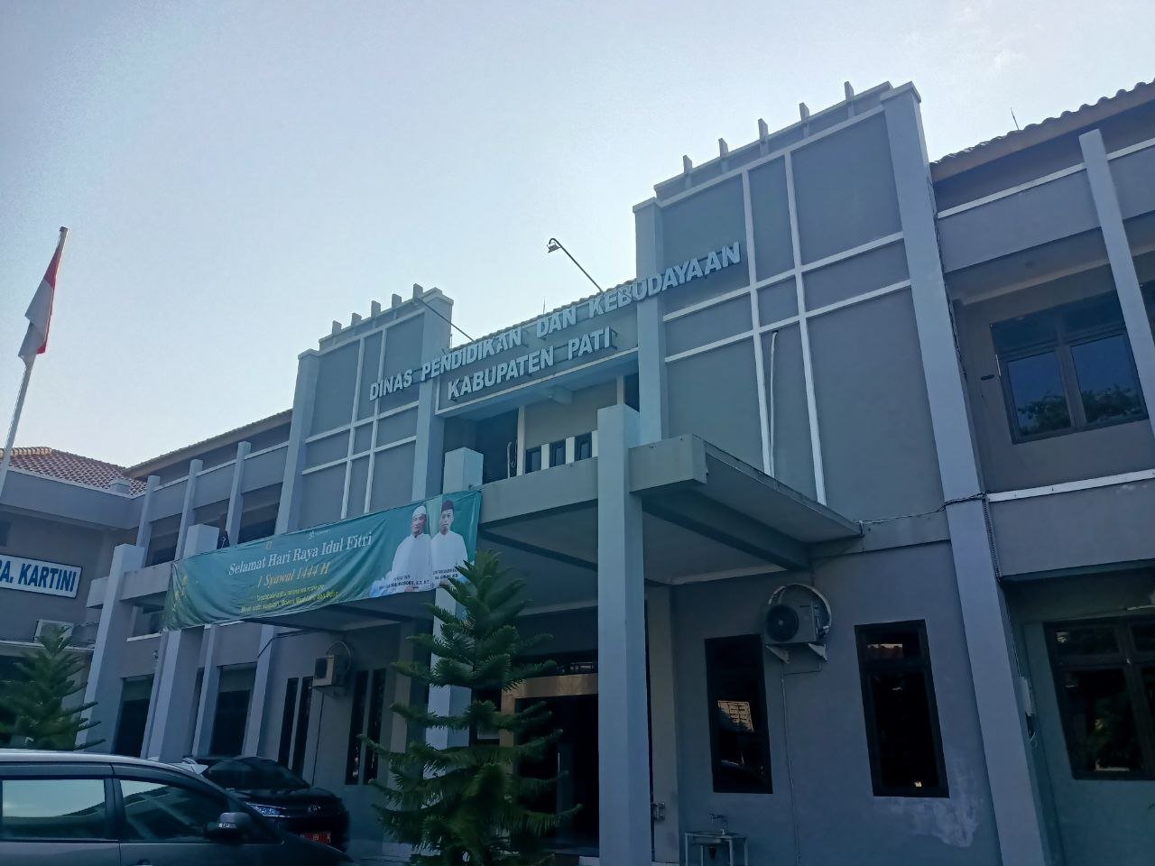 Foto : Gedung Dinas Pendidikan dan Kebudayaan (Disdikbud) Kabupaten Pati, (Sumber : Mitrapost.com / Putri Asia)