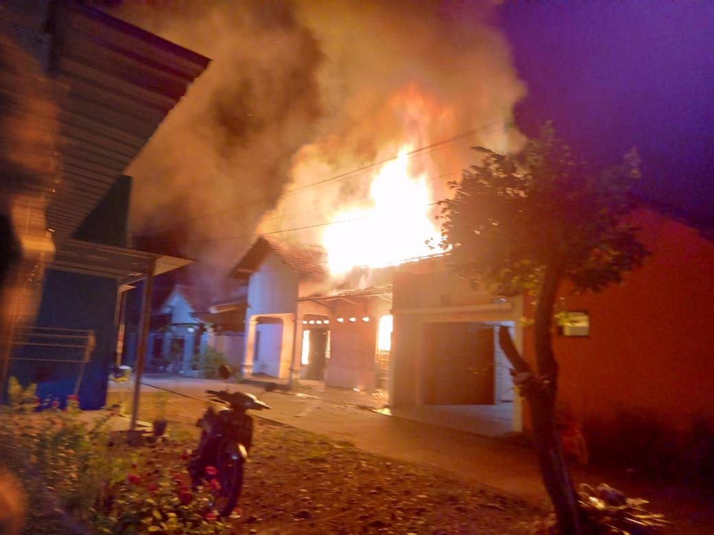 Pabrik Kerupuk Milik Warga Sarirejo Pati Ludes Terbakar, Kerugian Capai Rp300 juta