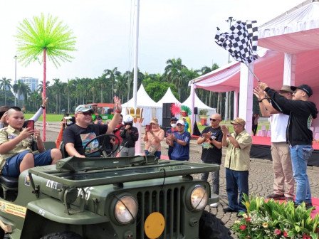 Meriahkan HUT ke-496, 200 Peserta Ikuti Jakarta City Touring