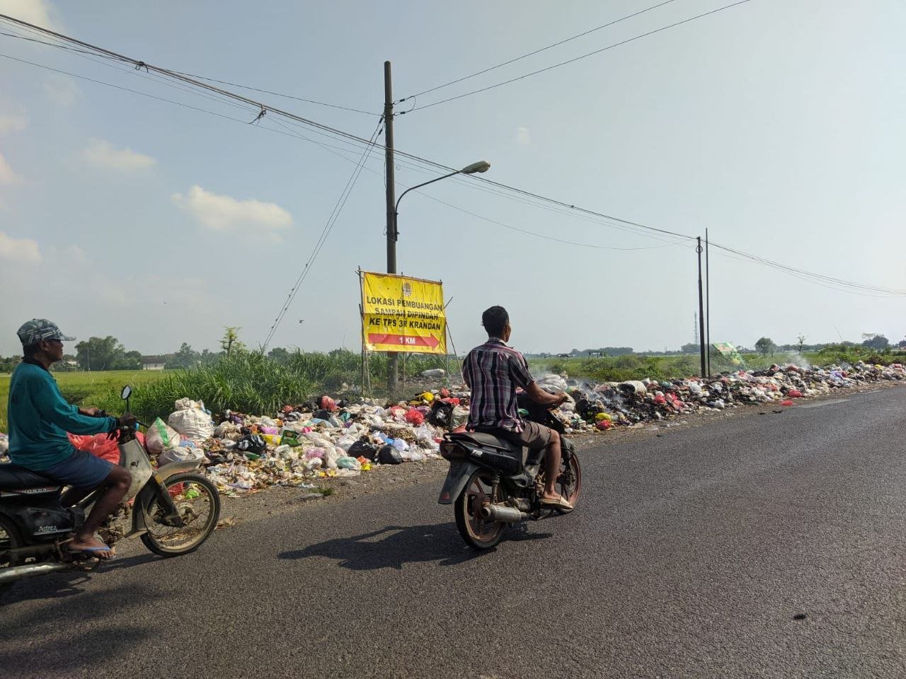 Tumpukan Sampah Jalan Guyangan-Jetak Dipastikan Dibersihkan DLH Besok