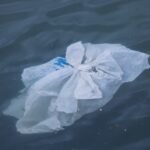 Foto: Ilustrasi sampah plastik di lautan (Sumber: unsplash) Foto: Ilustrasi sampah plastik di lautan (Sumber: unsplash)