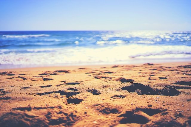 Foto: Ilustrasi pasir laut (Sumber: Unsplash)
