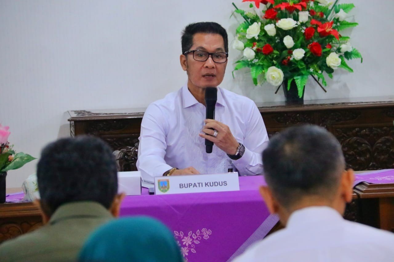 Foto: Bupati Kudus, Hartopo (Sumber: Kuduskab)