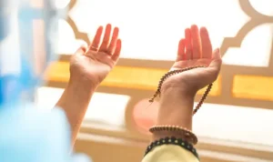 Doa Keluar Rumah dan Keutamaan Membacanya/iStock Doa Keluar Rumah dan Keutamaan Membacanya/iStock