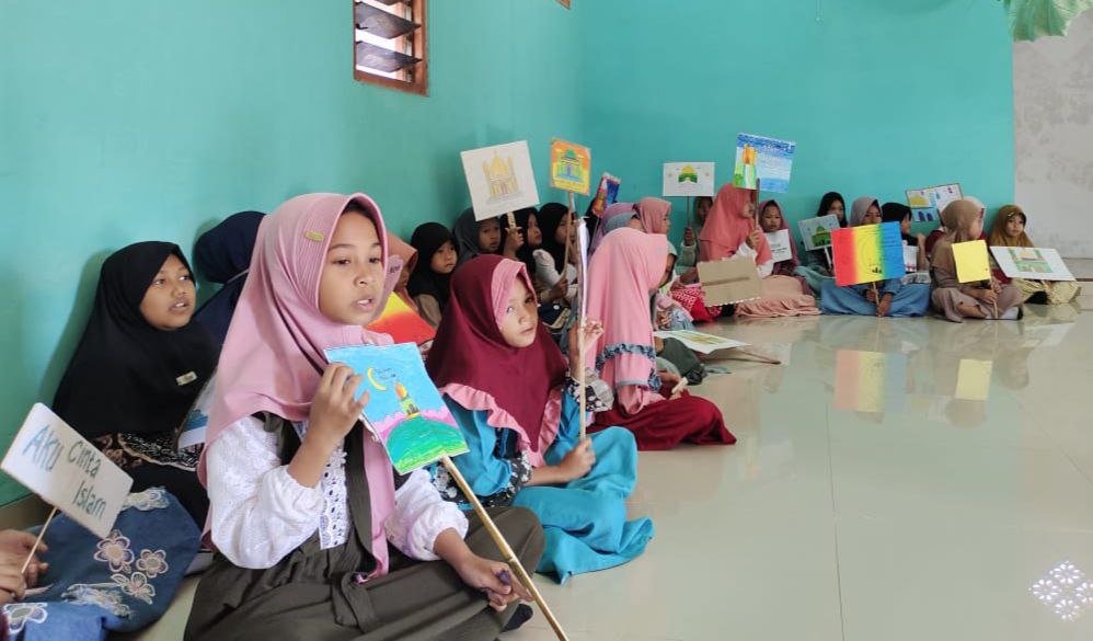 Foto : suasana memperingati tahun baru islam 1 Muharram 1445 Hijriyah di Mushola Al-Hidayah (Sumber : Dokementasi SDN Jimbaran 01)