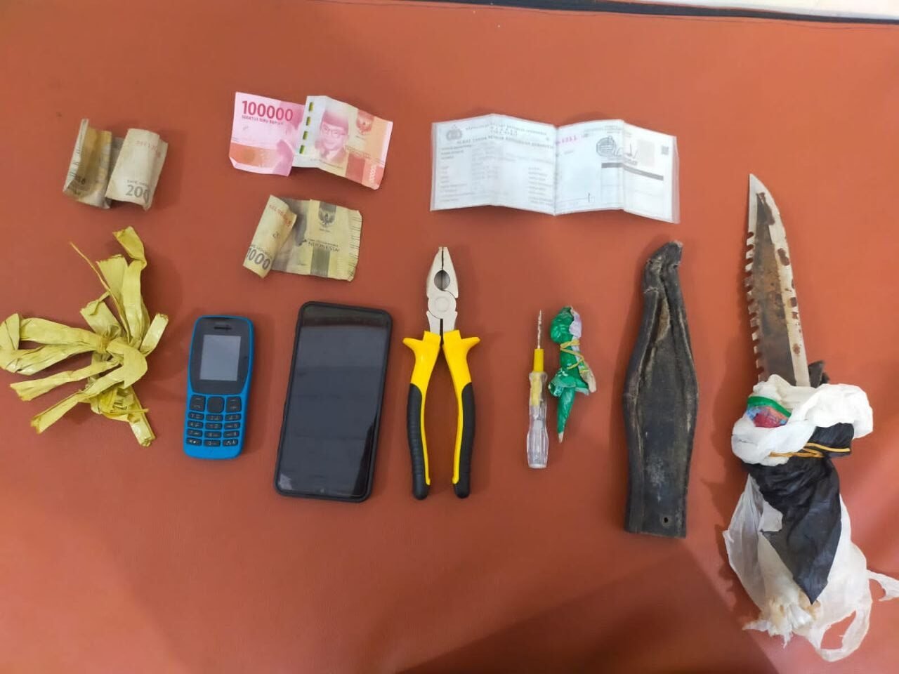 Foto: Barang bukti yang diamankan dari pelaku (Sumber: istimewa)