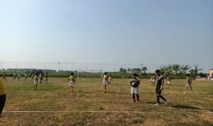 Foto : Suasana pertandingan Askab PSSI Pati pekan tiga (Sumber : Mitrapost / Putri Asia)