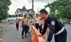 Sebagian Jalan Veteran dan Jalan Kyai Saleh Semarang Diberlakukan Sistem Satu Arah Sebagian Jalan Veteran dan Jalan Kyai Saleh Semarang Diberlakukan Sistem Satu Arah
