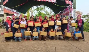 Foto: Kemeriahan Warga Rambutan Gelar Lomba HUT Kemerdekaan RI (Putri Asia/Mitrapost)