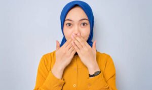 menjaga lisan