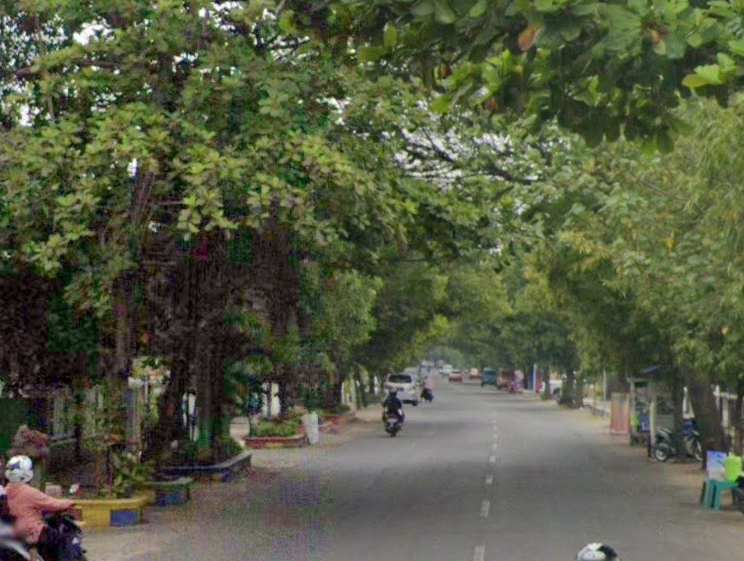 Foto : Ilustrasi jalan rusak dalam kota di Kabupaten Pati (Sumber : mitrapost.com/ Istimewa)