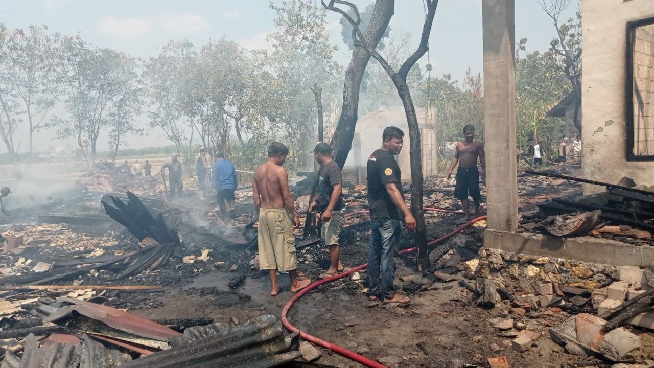 Foto : Kondisi kebakaran rumah yang terjadi di Desa Mojomulyo Kecamatan Tambakromo Kabupaten Pati (Sumber : mitrapost.com)