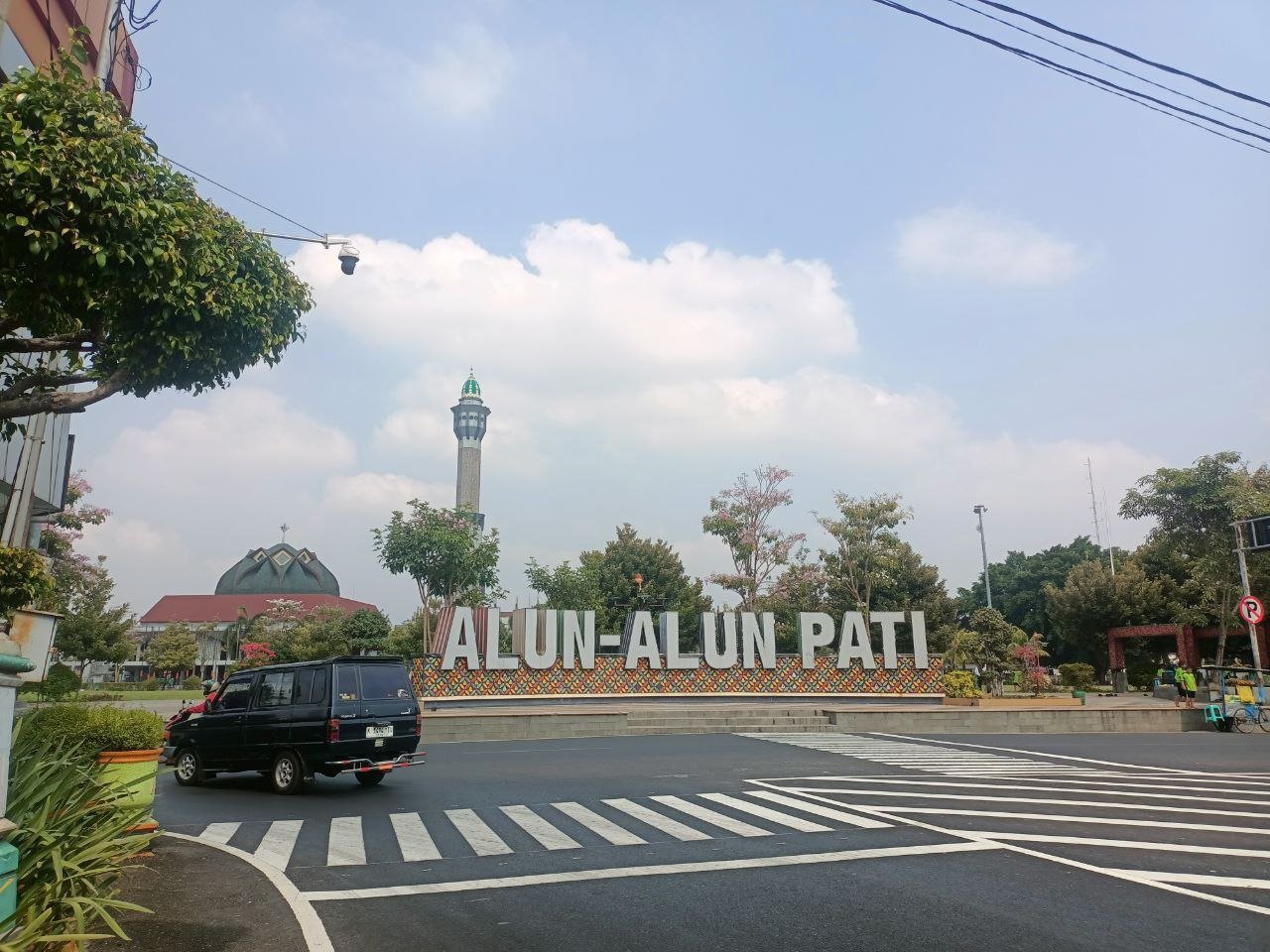 Foto : Ilustrasi Alun-alun Simpang Lima Pati (Sumber : mitrapost.com/anang )