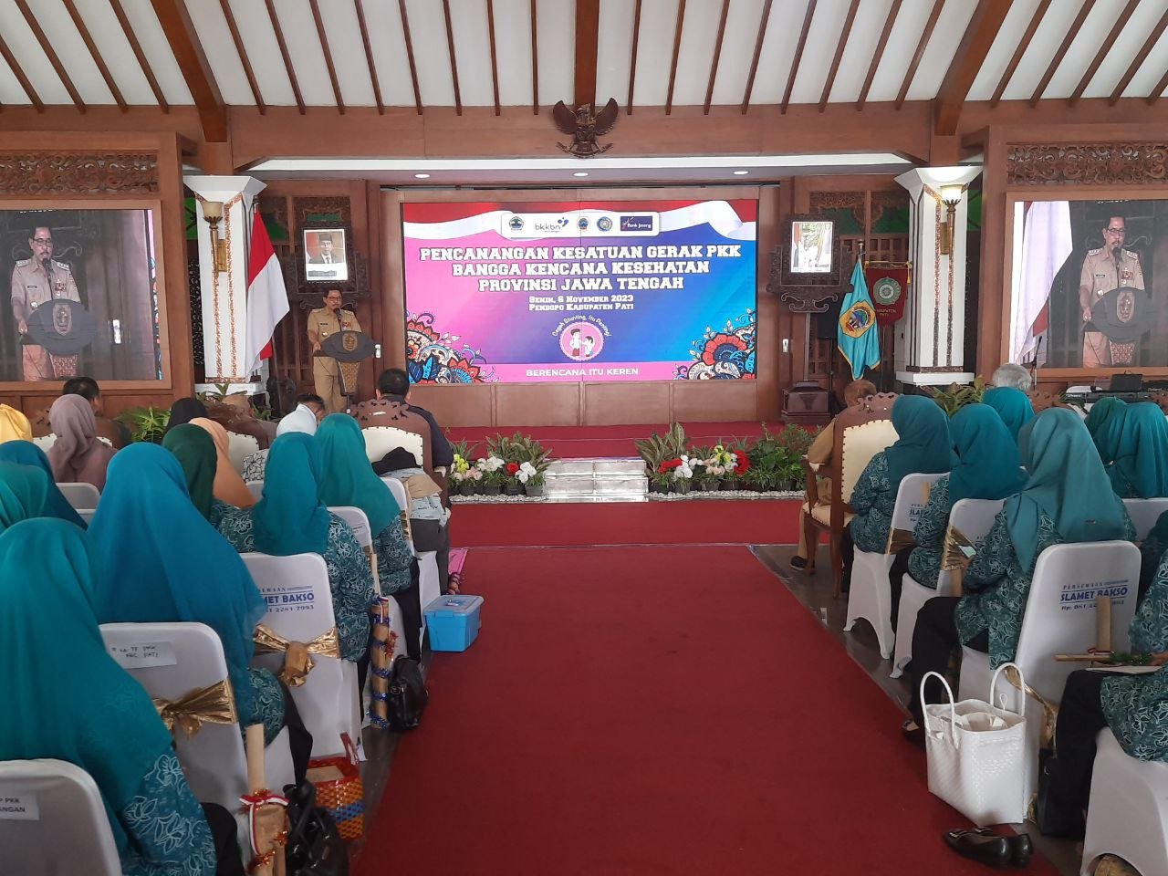 Foto: suasana pencanangan kesatuan gerak PKK vangga kencana Kesehatan Provinsi Jawa Tengah (Kafi/ mitrapost.com)