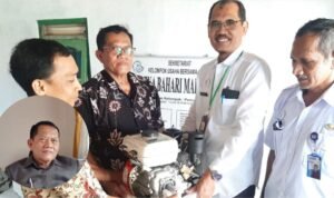 Foto : Serah terima mesin penggerak untuk nelayan tradisional (Sumber : M Nur Sukarno) Foto : Serah terima mesin penggerak untuk nelayan tradisional (Sumber : M Nur Sukarno)