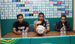 Foto : agenda PMPC tim Persipa Pati oleh Pelatih Kepala Coach Jan Saragih dan Pemain, Imam Witoyo (Sumber : mitrapost.com/ Dok. Persipa) Foto : agenda PMPC tim Persipa Pati oleh Pelatih Kepala Coach Jan Saragih dan Pemain, Imam Witoyo (Sumber : mitrapost.com/ Dok. Persipa)