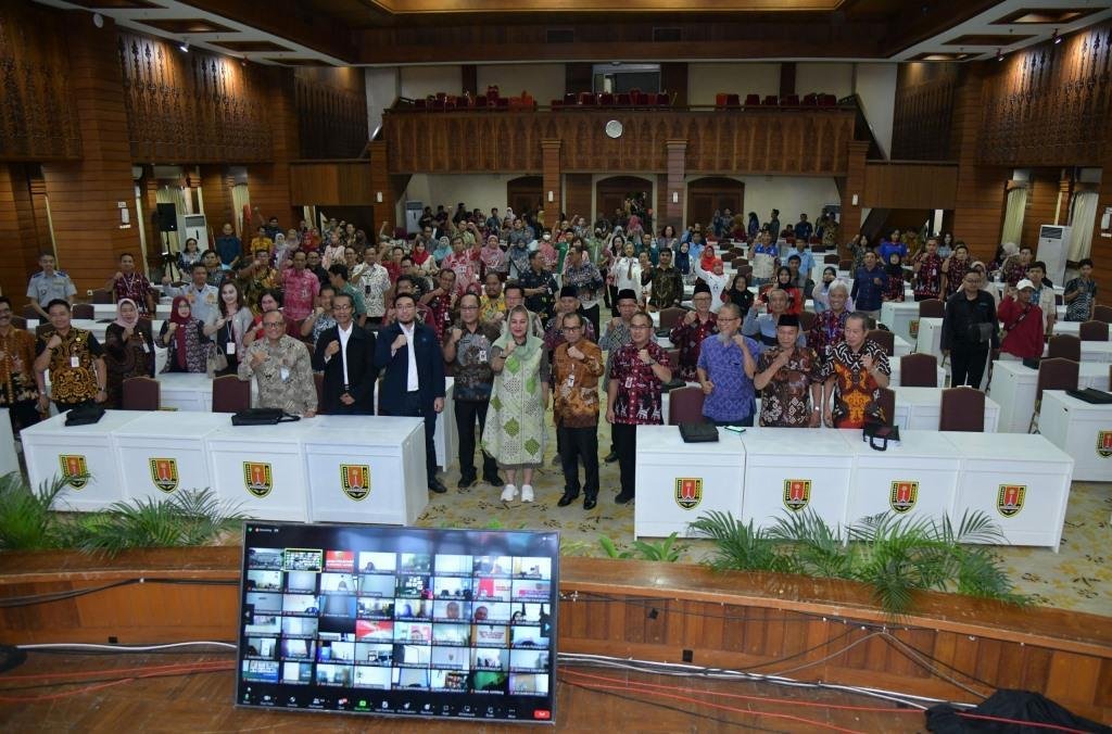 Foto: Rapat Konsultasi Publik Rancangan Awal Rencana Pembangunan Jangka Panjang Daerah (RPJPD) Kota Semarang 2025 - 2045 dan Rencana Kerja Pemerintah Daerah (RPJMD) 2025 (Sumber: semarangkota)