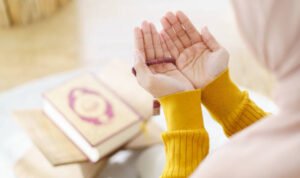 Agar Dimudahkan Rezeki, Ini Doa Usai Baca Surat Al Waqiah