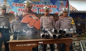 Foto : Ilustrasi knalpot brong yang tidak boleh digunakan saat masa kampanye (Sumber : Dok. Polresta Pati) Foto : Ilustrasi knalpot brong yang tidak boleh digunakan saat masa kampanye (Sumber : Dok. Polresta Pati)
