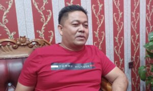 Foto: Ketua Dewan Pengurus Cabang (DPC) PDI-P Kabupaten Pati, Ali Badrudin saat dikonfirmasi di kantornya (Mitrapost.com/ Kafi)