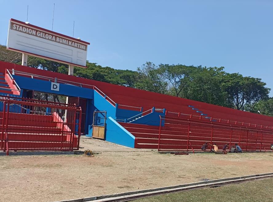 Foto: Stadion Gelora Bumi Kartini (GBK) Jepara (Sumber: jepara.go.id)
