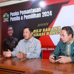 Foto: (Pj) Gubernur Jawa Tengah, Nana Sudjana di Posko Pemantauan Pemilu Pemprov Jateng (Sumber: jatengprov)