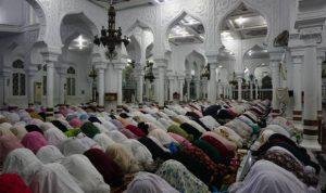 Bacaan Doa Kamilin Setelah Salat Tarawih