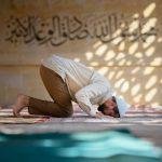 Tiga Bacaan Doa Saat Sujud Terakhir
