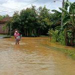 Foto: banjir di Desa Mintobasuki Kecamatan Gabus (Sumber: mitrapost/kafi)