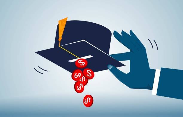 Foto: Ilustrasi biaya kuliah (Sumber: istock)
