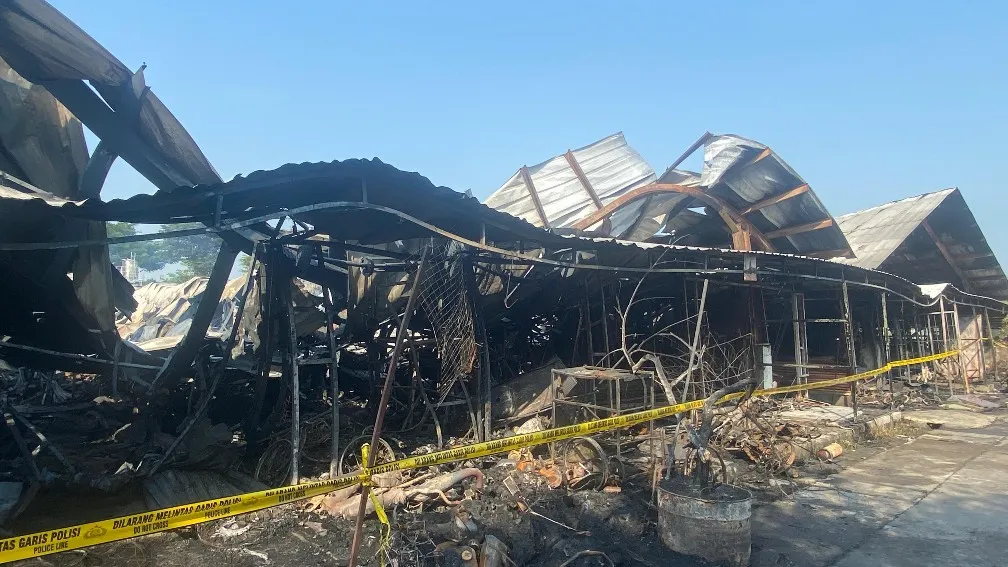 pasar babe kudus terbakar