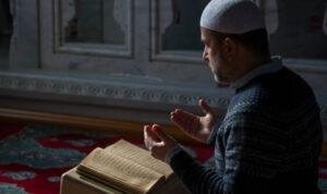 4 Doa Saat Sedih Agar Diberi Kelapangan 4 Doa Saat Sedih Agar Diberi Kelapangan