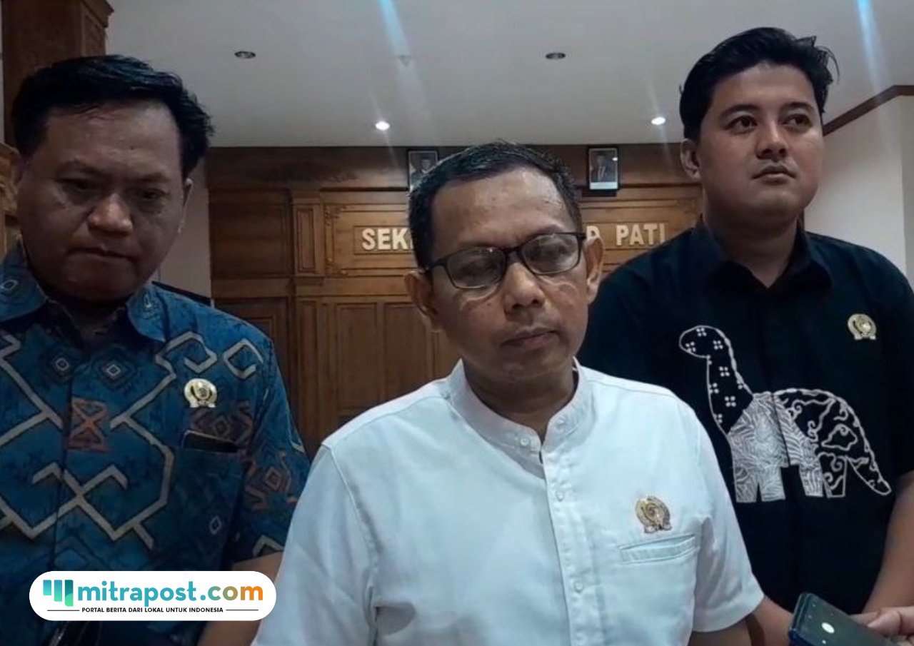 Desa Dengkek