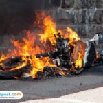 Ilustrasi motor dibakar/istock