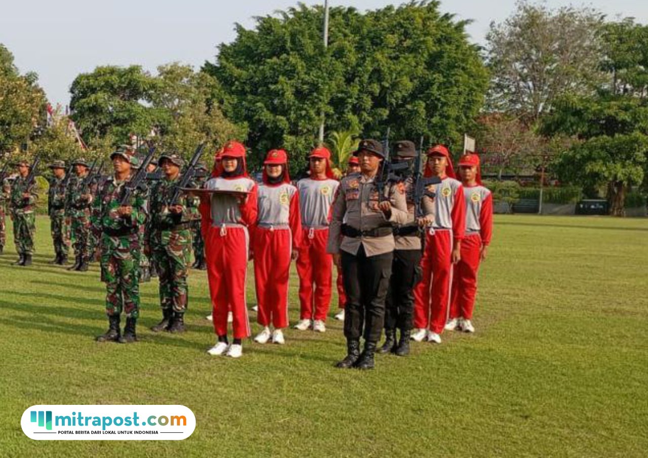 Foto : Pelatihan Peserta Paskibraka di Alun-alun Simpang Lima Pati tahun 2024 lalu. (Sumber. Mitrapost.com/Istimewa)