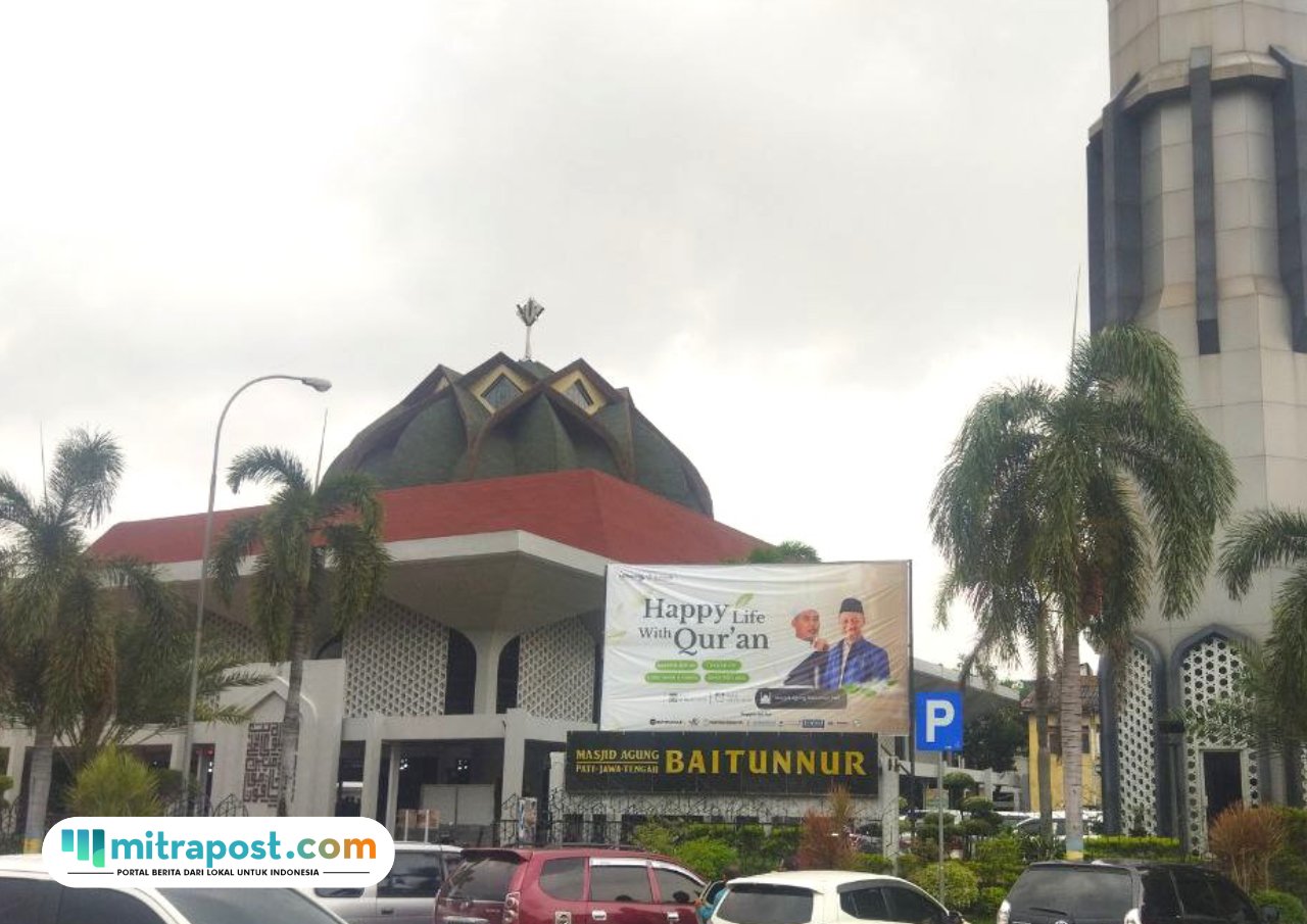 Foto : Masjid Baitunnur Pati (Sumber. Mitrapost.com/ Ilham)