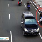 CCTV rekaman pelaku bawa karung berisi mayat dengan sepeda motor / istimewa