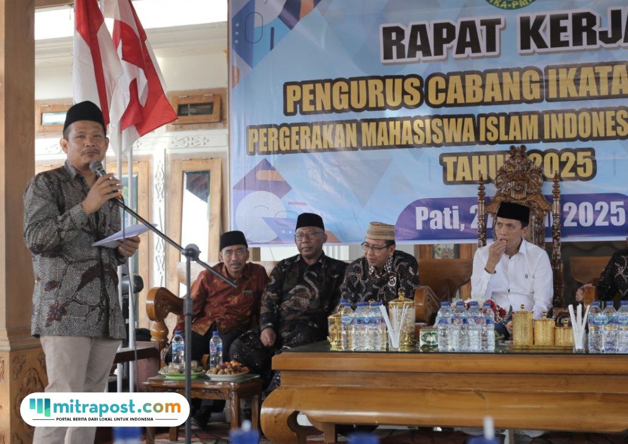 Foto: Ketua Umum PMII Pati Ahmad Jukari saat memberikan sambutan usai dilantik (Mitrapost.com/ Kafi)