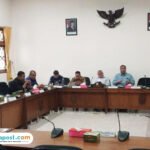 Foto: DPRD Kabupaten Pati menerima audiensi dari warga Kecamatan Batangan pada Jumat (23/5/2025) di ruang gabungan (Mitrapost.com/ Kafi)